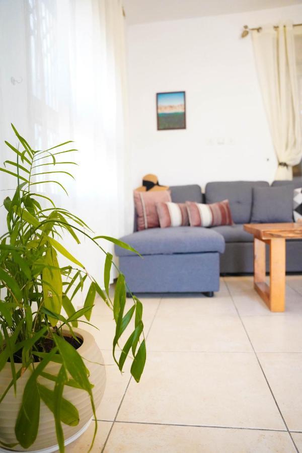 Two Bed Room Apartment 5 Min Walk To The Beach Eilat Exterior foto